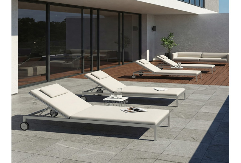 Lettini Prendisole in Alluminio: Comfort ed Eleganza 